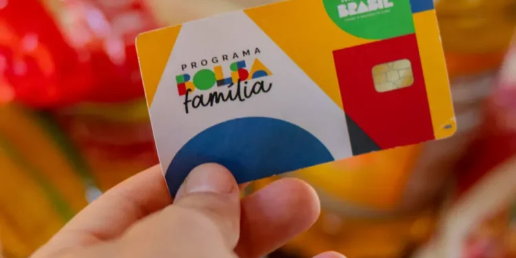 Cartão do Bolsa Família - Créditos: CadÚnico Brasil