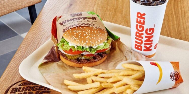 Lanche do Burguer King - Créditos: Reprodução